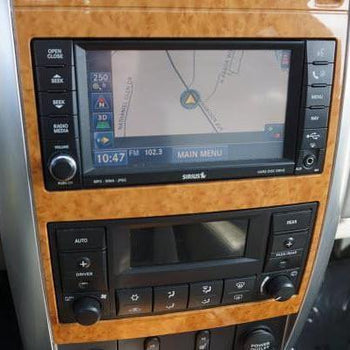 2008-2009 Chrysler Aspen GPS Navigation RER 730N Radio - Infotainment.com