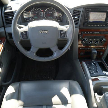 2005-2007 Jeep Grand Cherokee GPS Navigation REC Radio - Infotainment.com