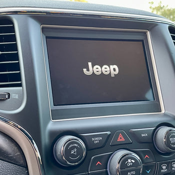 2014-2017 Jeep Grand Cherokee UConnect 4 UAG 7-inch Display with Apple CarPlay & Android Auto